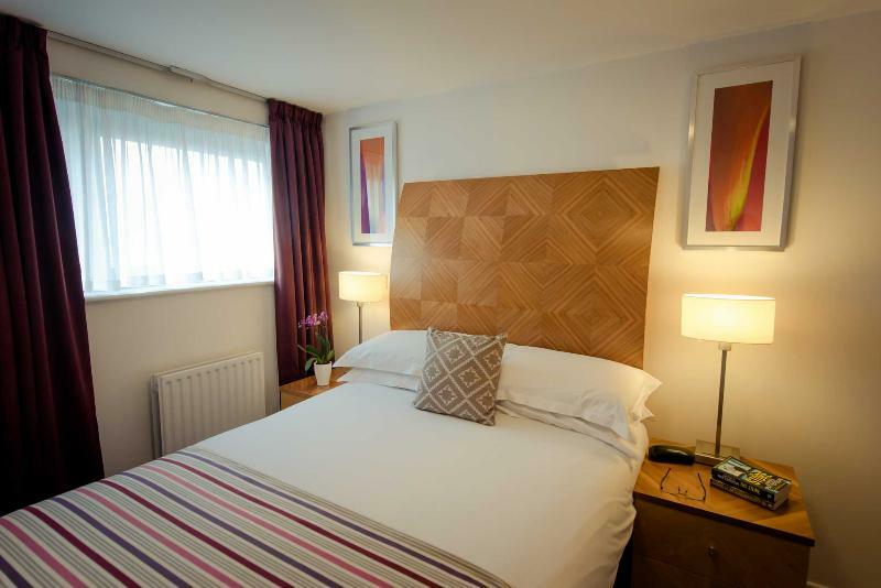 Premier * Newcastle-upon-Tyne